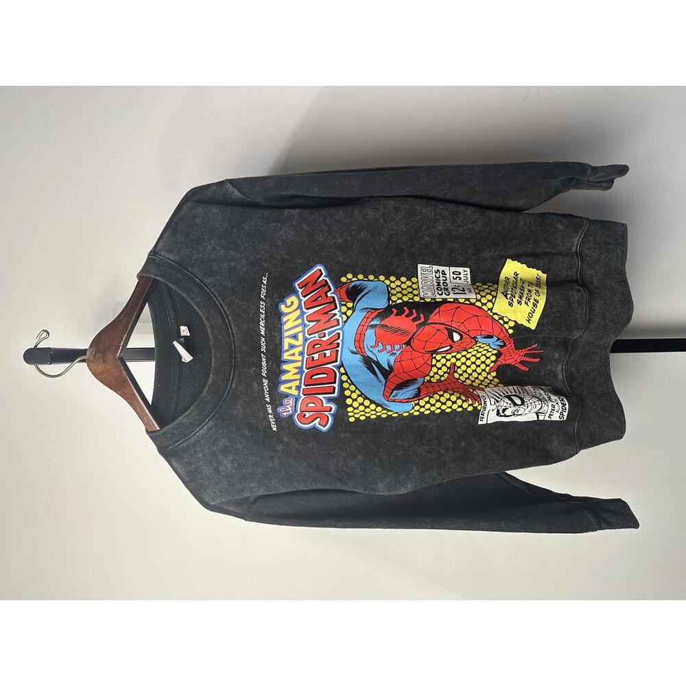 Preowned The Amazing Spider-Man Black Graphic Sweatshirt Womens (Small)